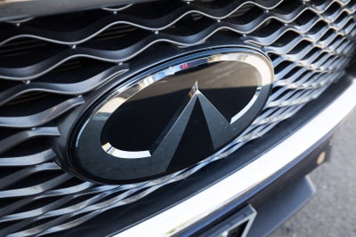 2022 INFINITI QX50 LUXE