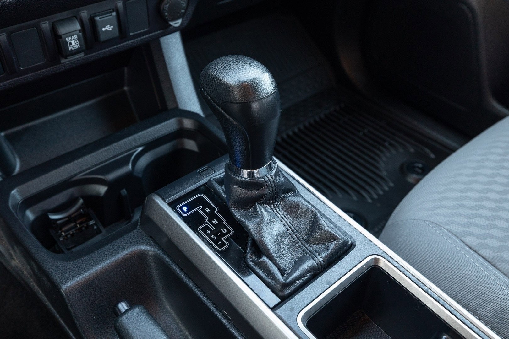 2022 Toyota Tacoma 4WD SR