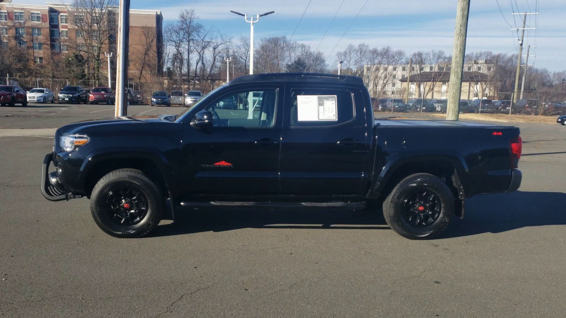 2022 Toyota Tacoma 4WD SR