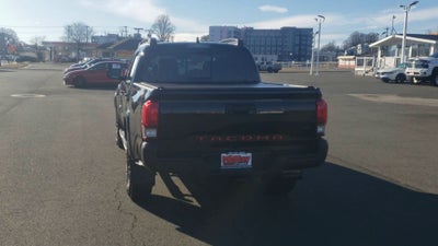 2022 Toyota Tacoma 4WD SR