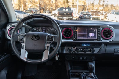 2022 Toyota Tacoma 4WD SR