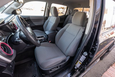 2022 Toyota Tacoma 4WD SR