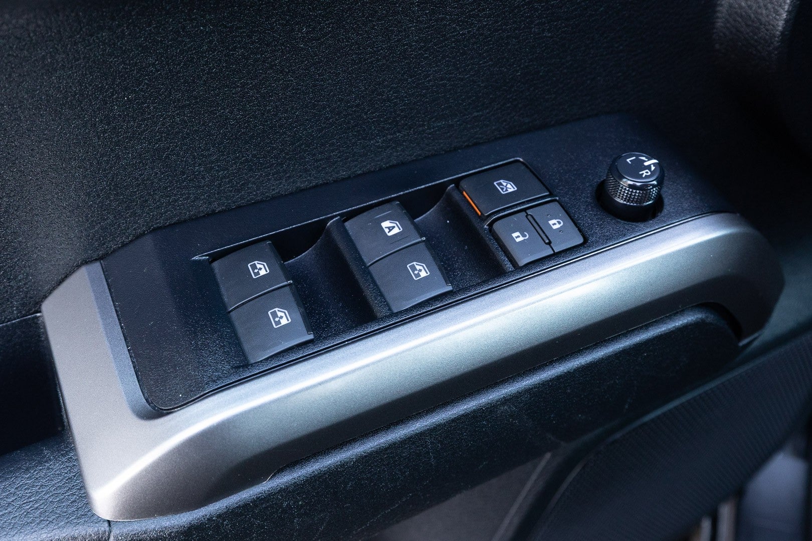 2022 Toyota Tacoma 4WD SR