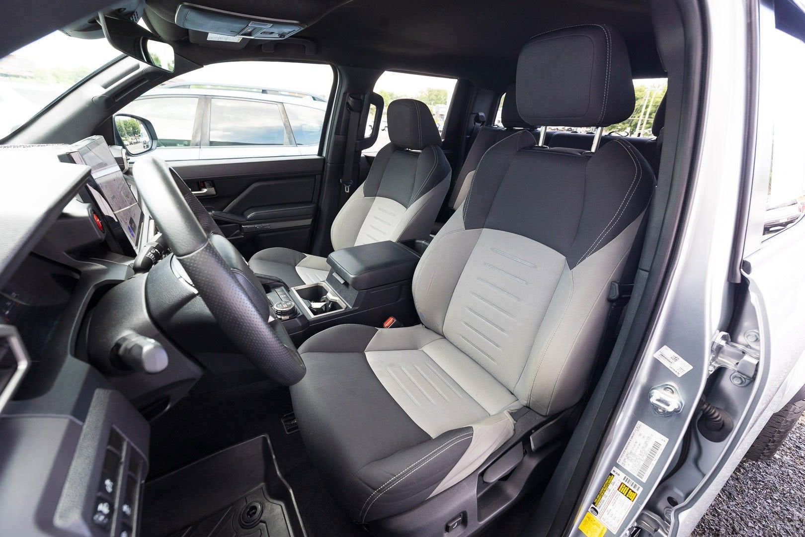 2024 Toyota Tacoma 4WD SR5