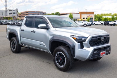 2024 Toyota Tacoma 4WD SR5