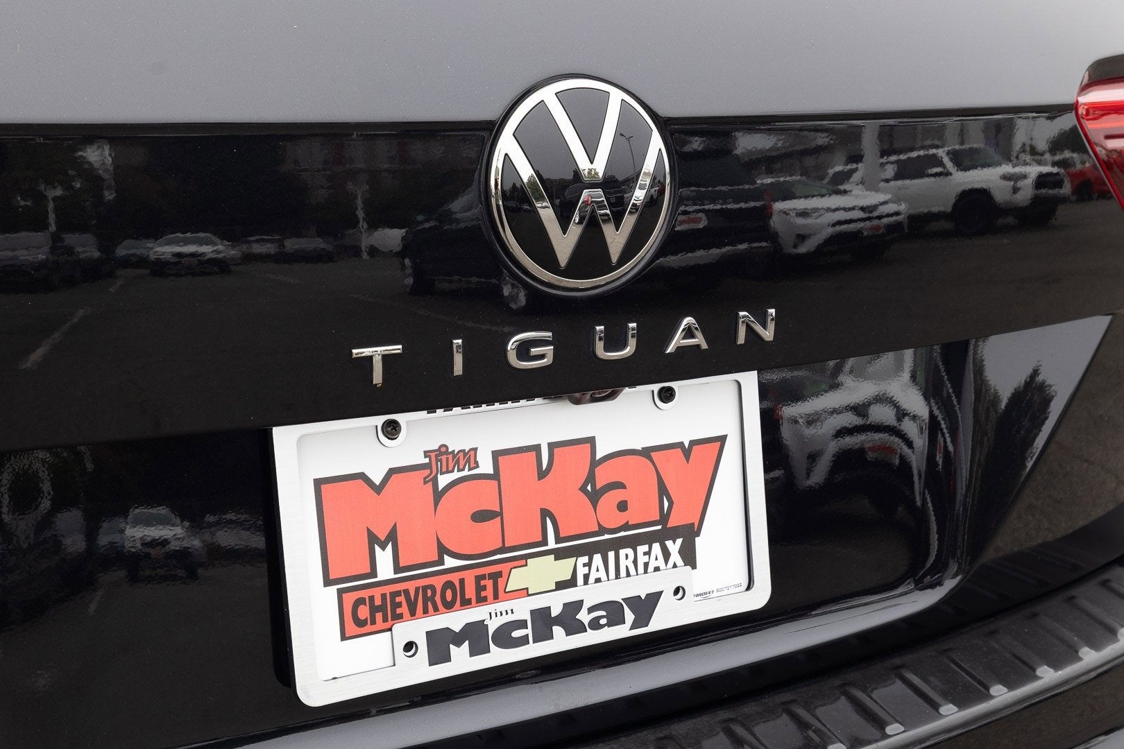 2022 Volkswagen Tiguan SE R-Line Black