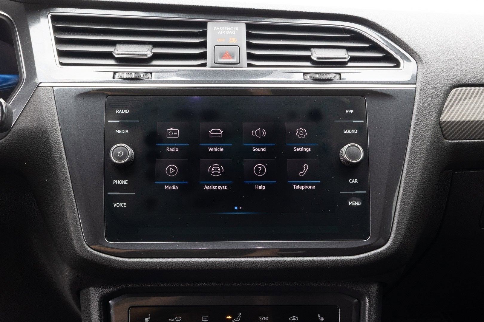 2022 Volkswagen Tiguan SE R-Line Black