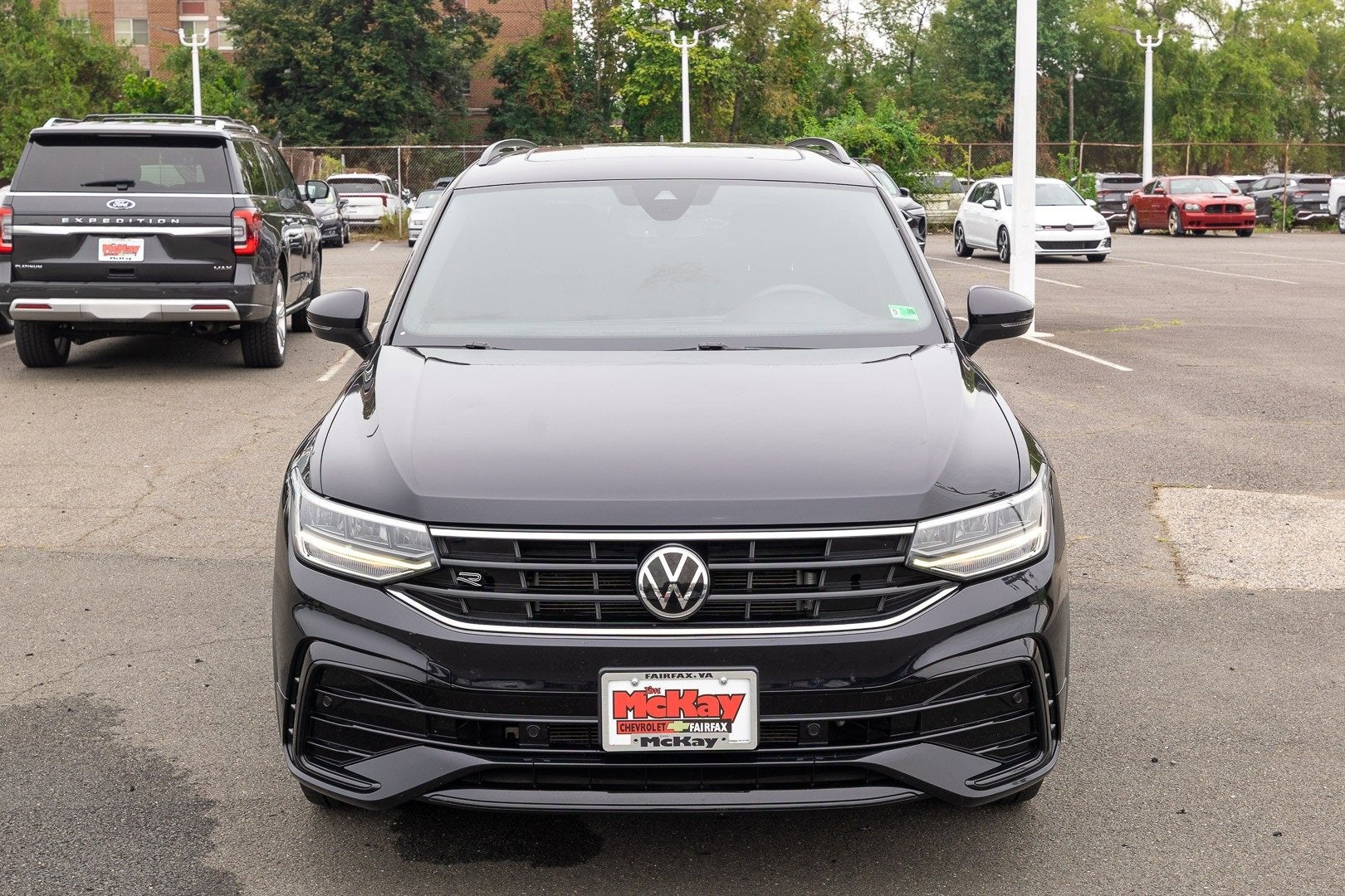 2022 Volkswagen Tiguan SE R-Line Black