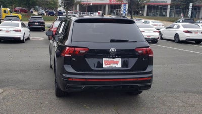 2022 Volkswagen Tiguan SE R-Line Black