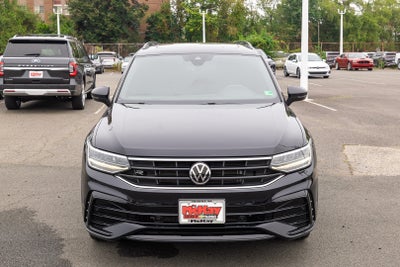 2022 Volkswagen Tiguan SE R-Line Black