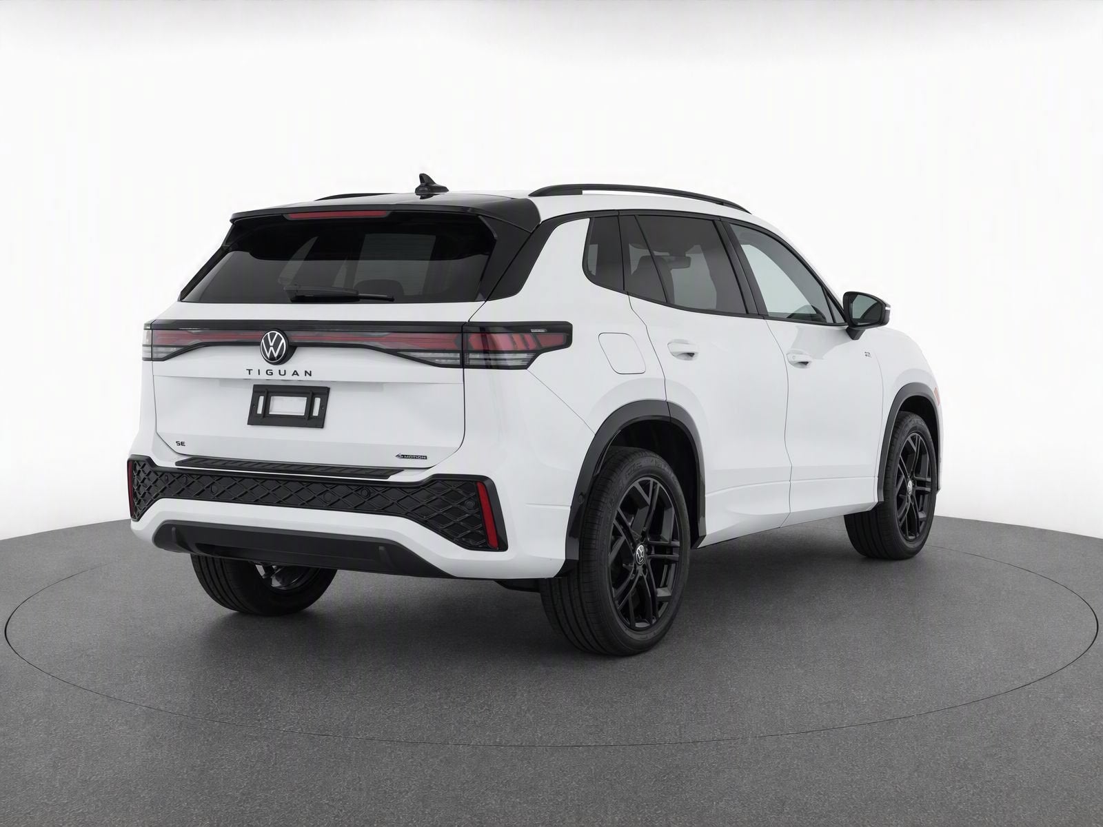2025 Volkswagen Tiguan SE R-Line Black