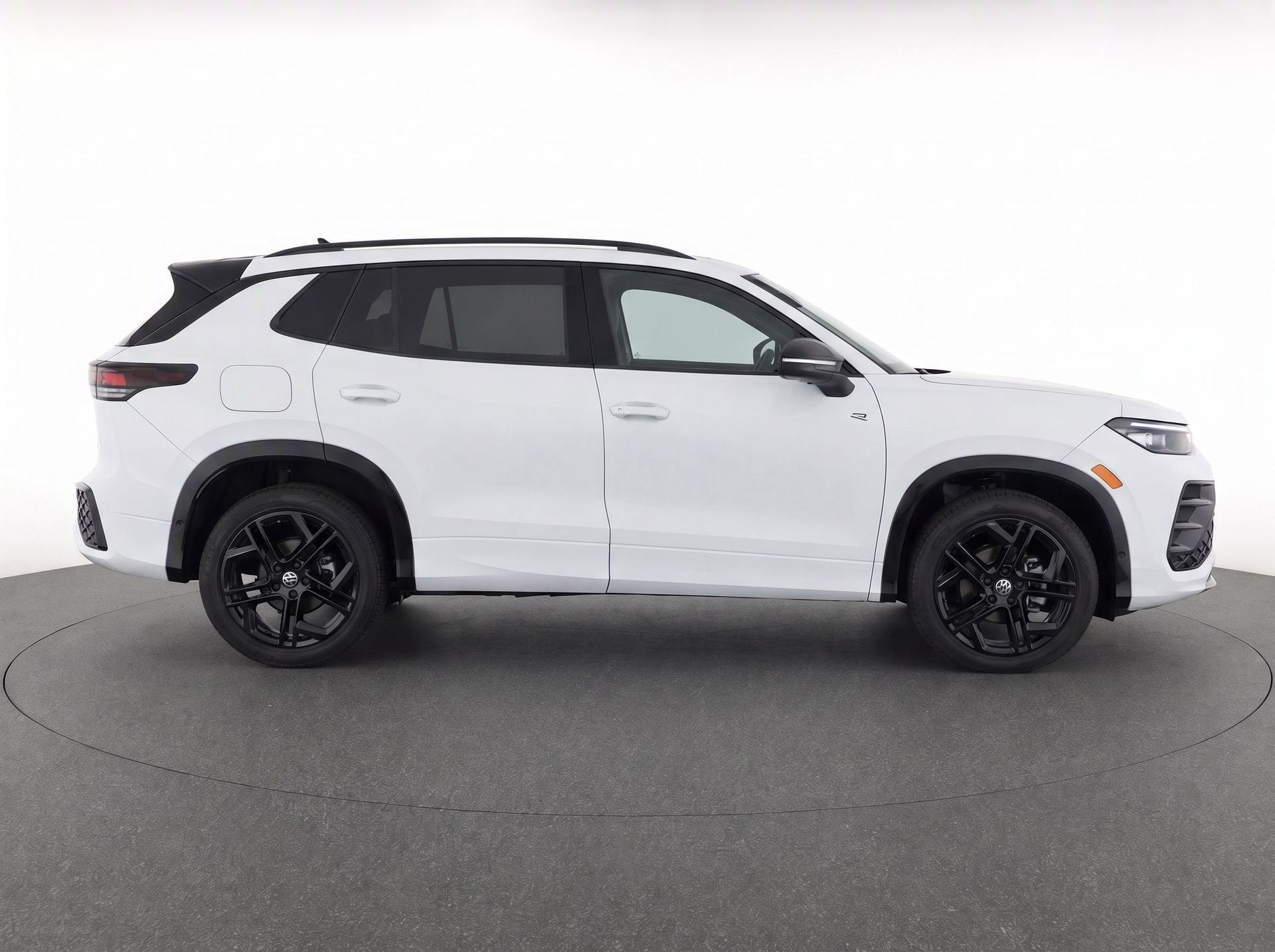 2025 Volkswagen Tiguan SE R-Line Black