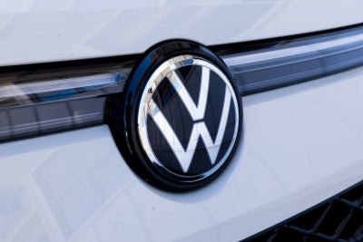 2025 Volkswagen Tiguan SEL R-Line