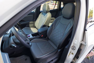 2025 Volkswagen Tiguan SEL R-Line