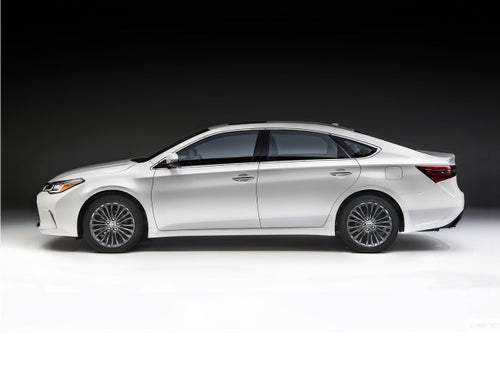 2018 Toyota Avalon XLE