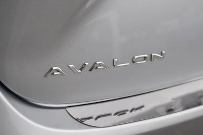 2018 Toyota Avalon XLE