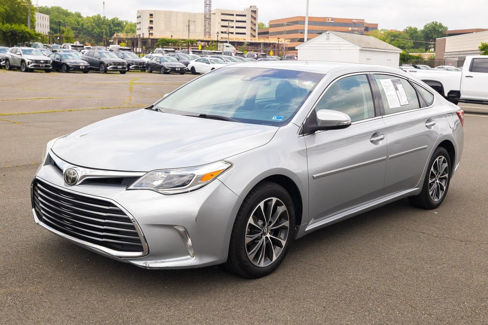 2018 Toyota Avalon XLE