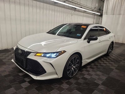 2019 Toyota Avalon XLE
