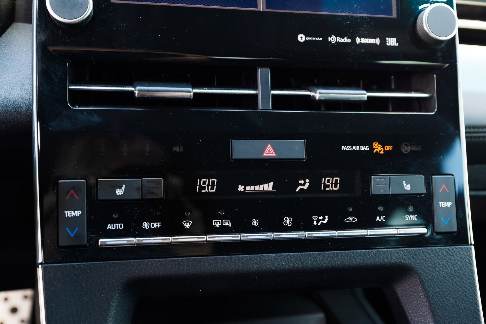 2019 Toyota Avalon XLE