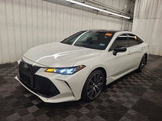 2019 Toyota Avalon XLE