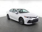 2022 Toyota Camry Hybrid XLE