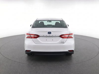 2022 Toyota Camry Hybrid XLE