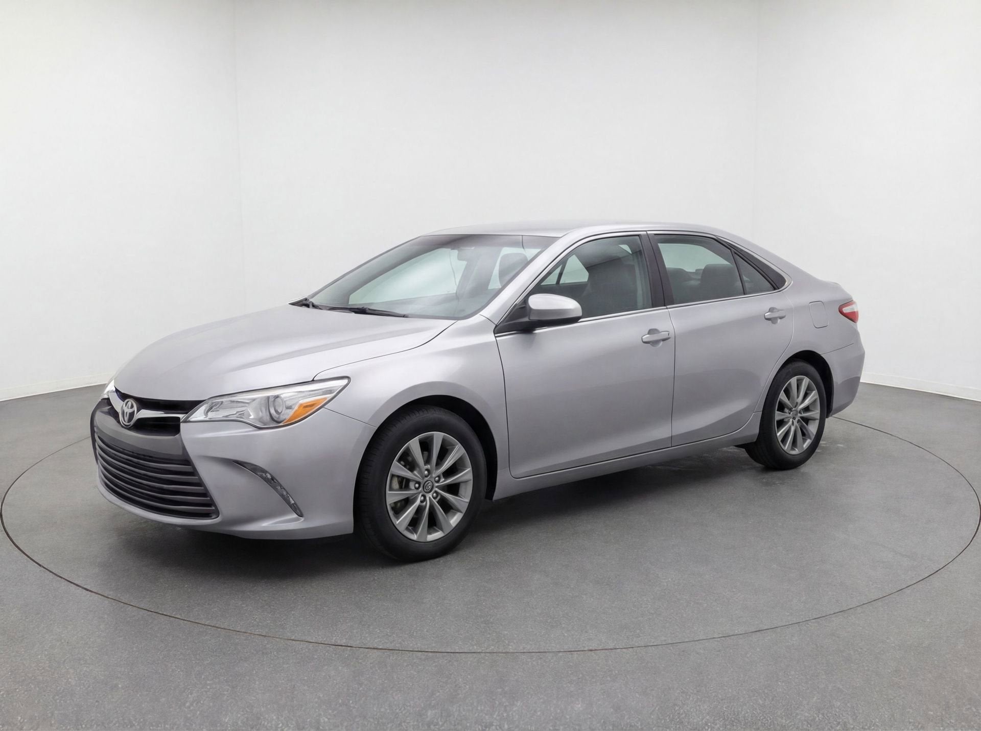 2016 Toyota Camry XLE