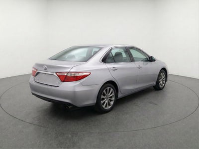 2016 Toyota Camry XLE