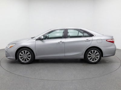 2016 Toyota Camry XLE