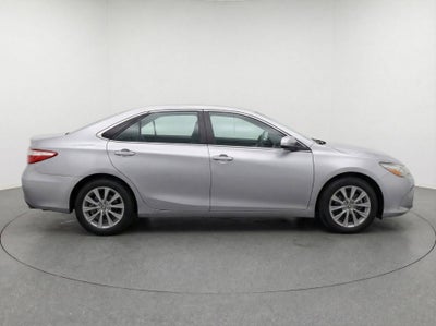 2016 Toyota Camry XLE