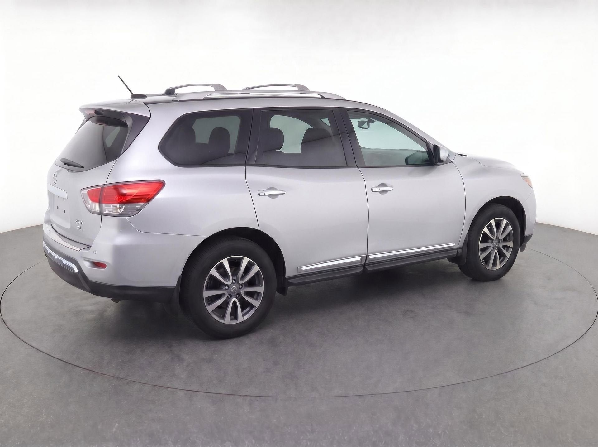 2016 Nissan Pathfinder SL