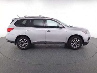 2016 Nissan Pathfinder SL