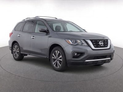 2017 Nissan Pathfinder SV