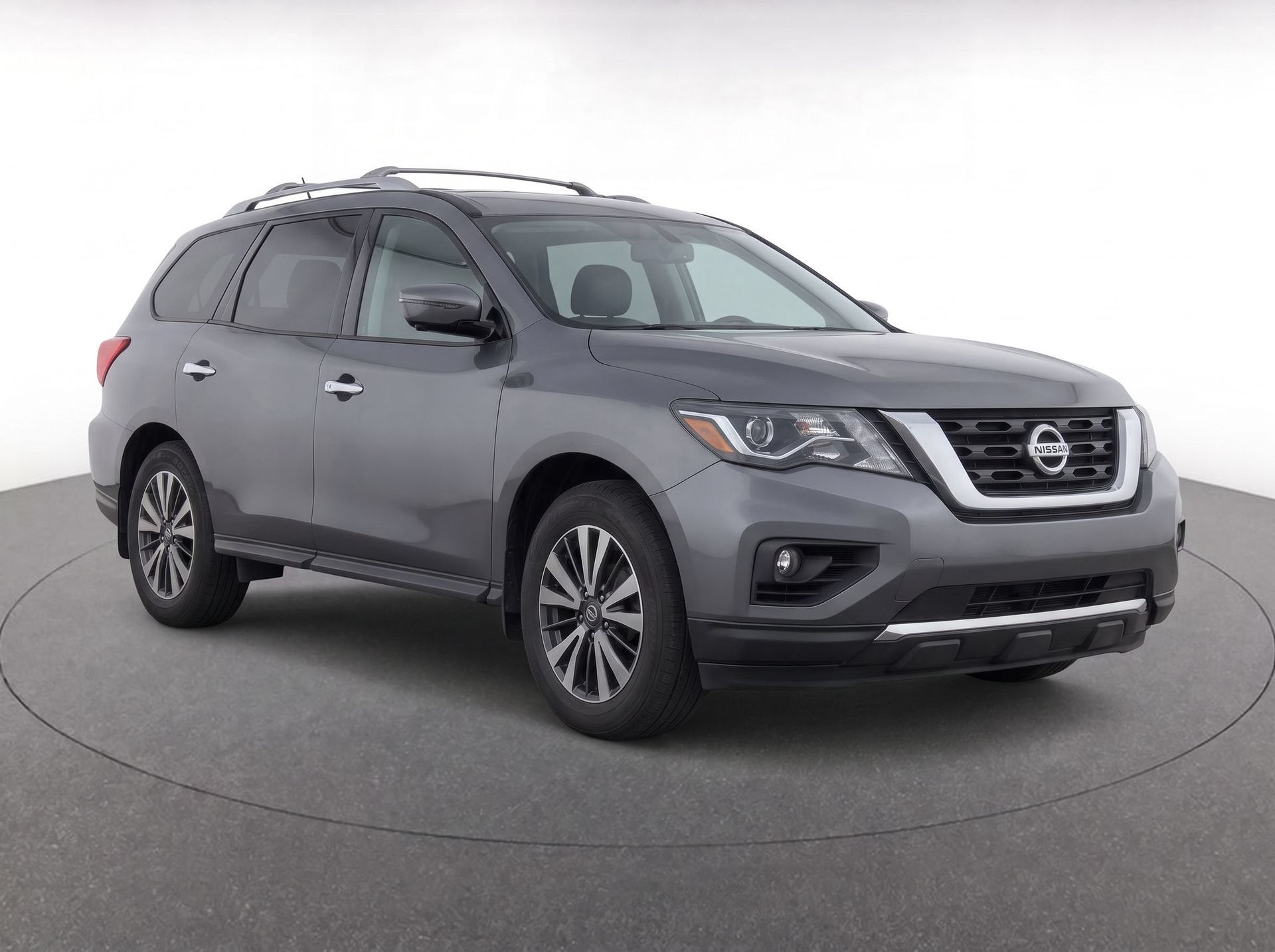 2017 Nissan Pathfinder SV