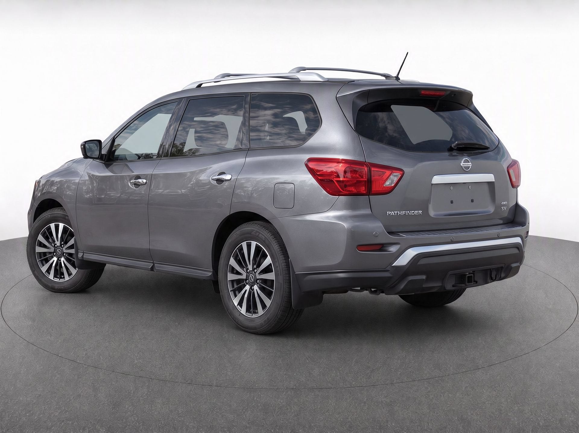 2017 Nissan Pathfinder SV