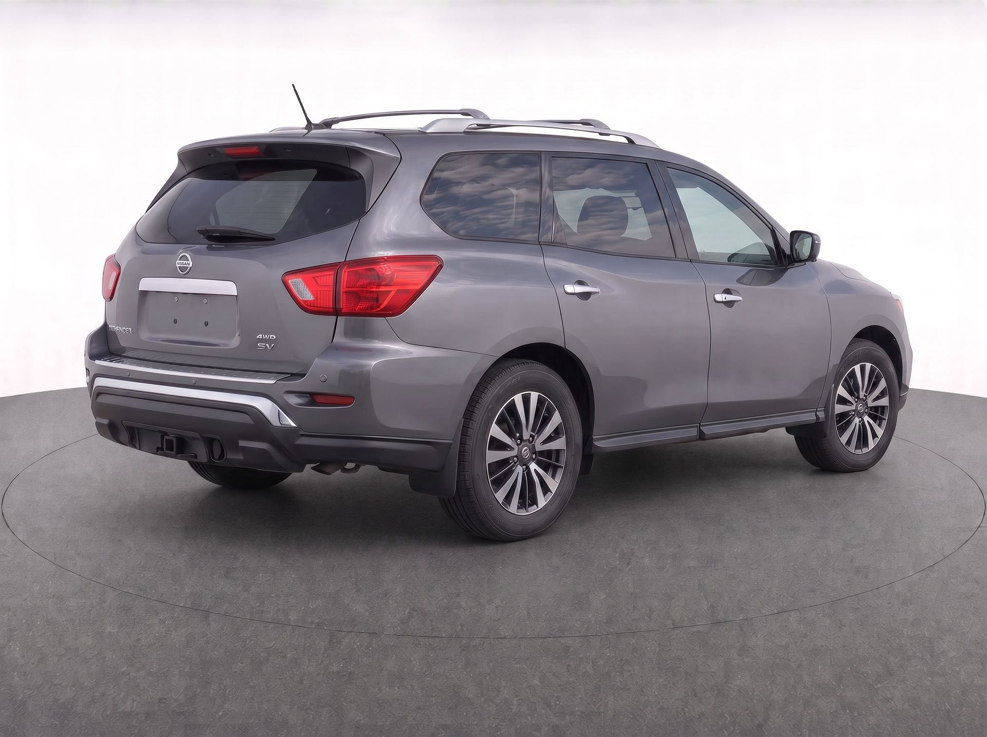 2017 Nissan Pathfinder SV