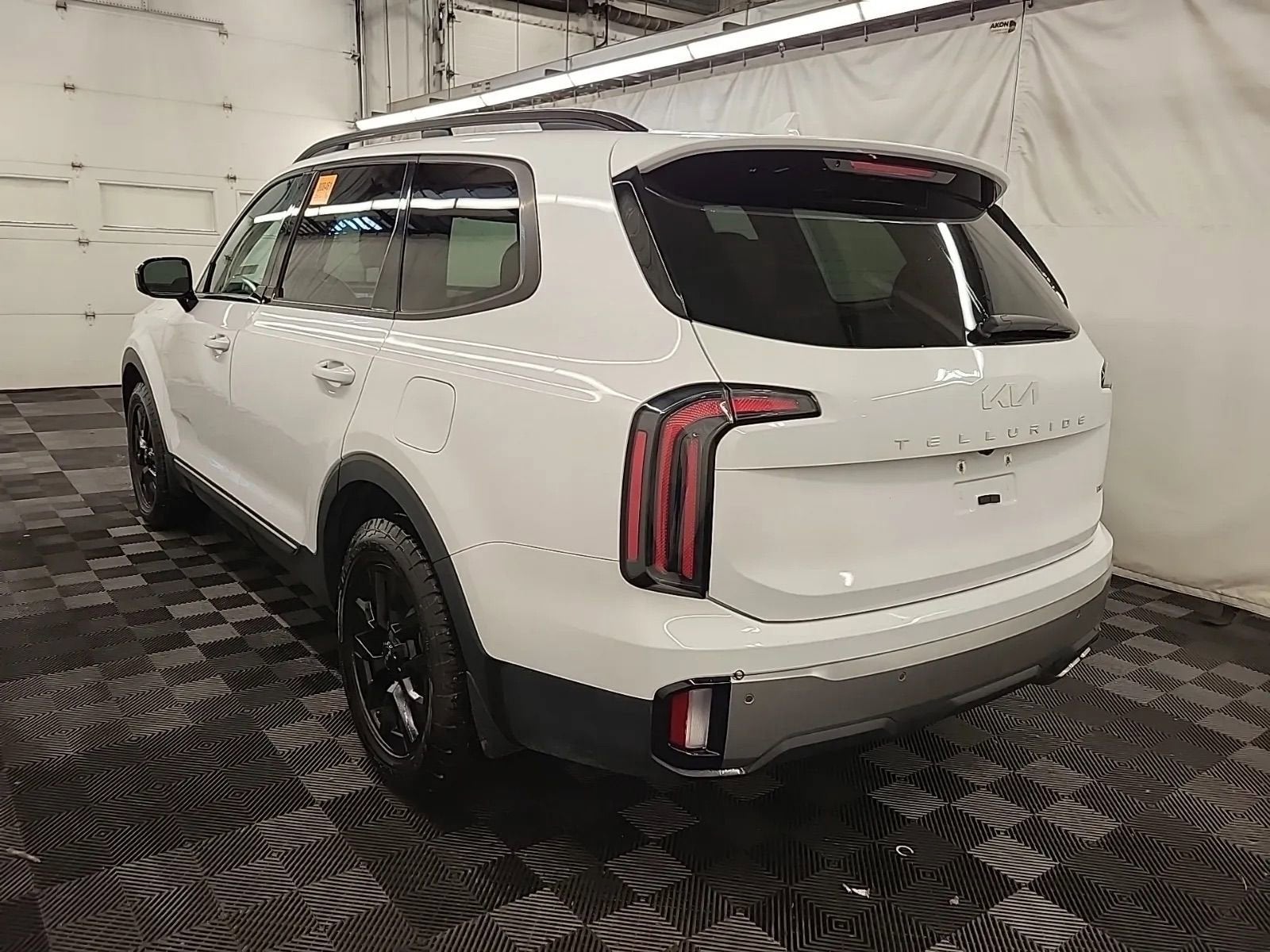 2023 Kia Telluride SX
