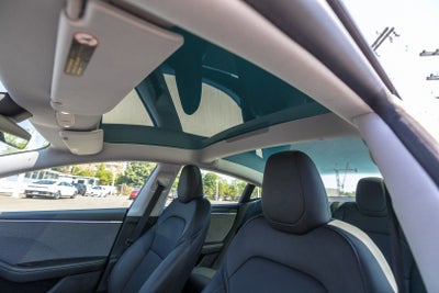 2024 Tesla Model 3 LONG RANGE