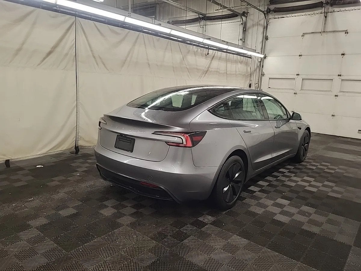 2025 Tesla Model 3 Long Range