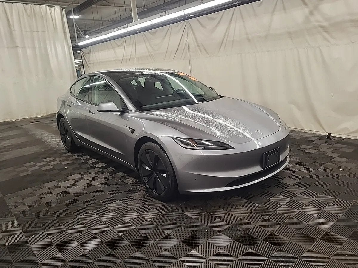2025 Tesla Model 3 Long Range