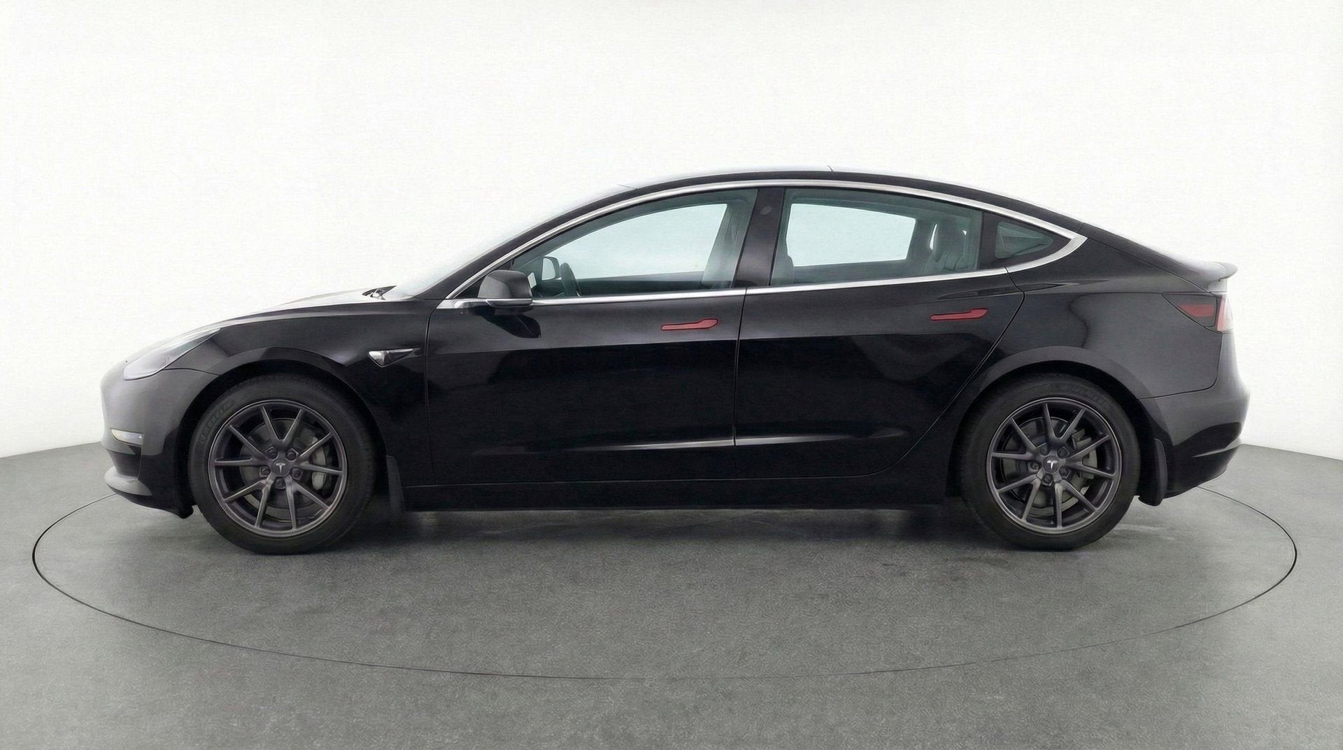 2019 Tesla Model 3 Mid Range