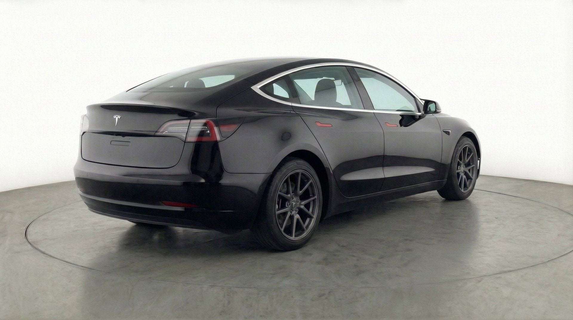 2019 Tesla Model 3 Mid Range