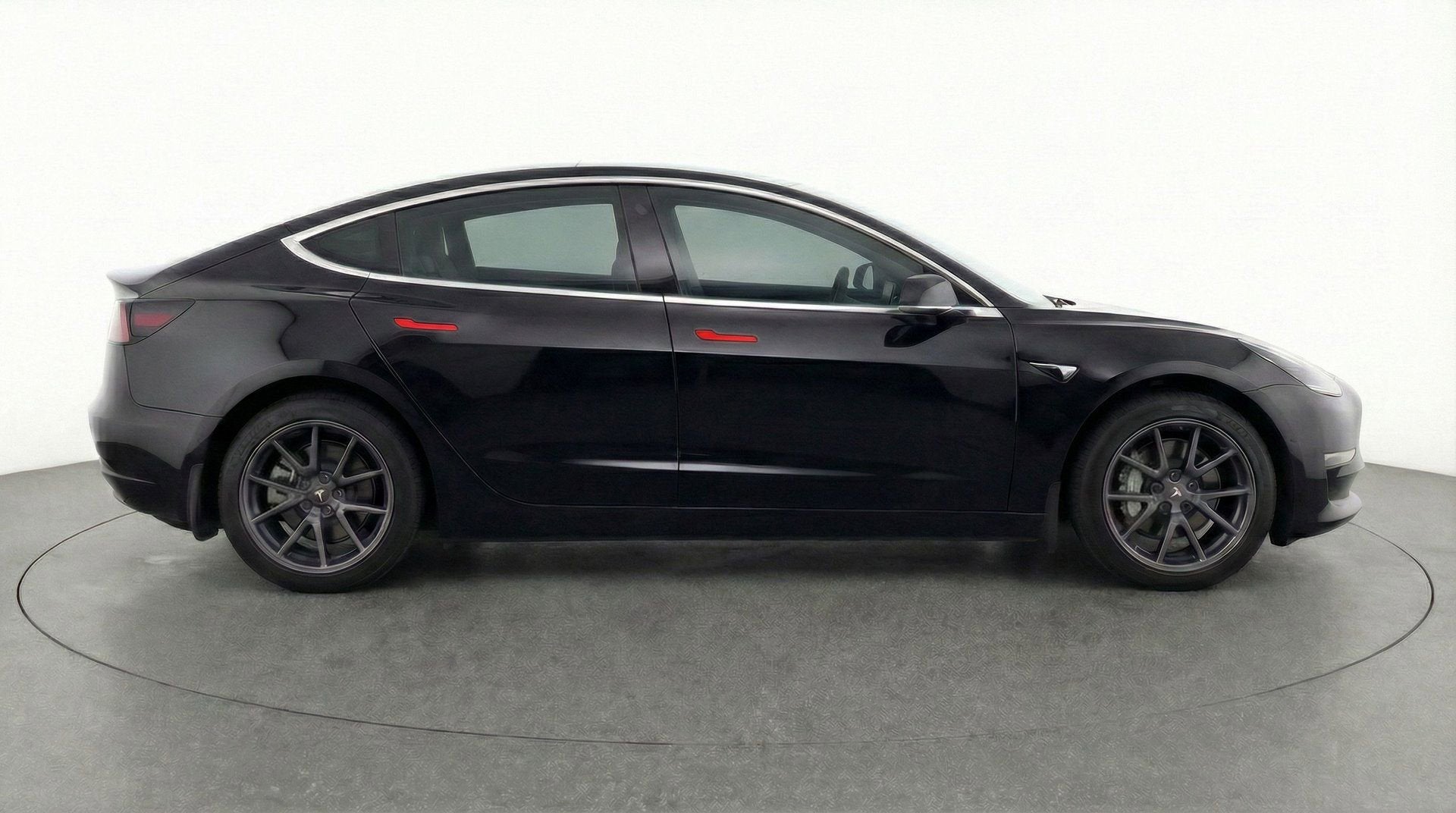 2019 Tesla Model 3 Mid Range