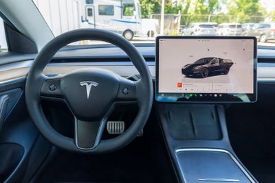 2023 Tesla Model 3 Performance