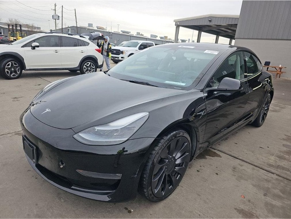 2023 Tesla Model 3 Performance