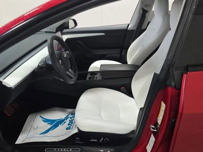 2023 Tesla Model 3 Performance