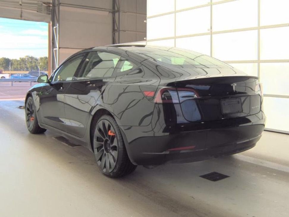 2023 Tesla Model 3 Performance