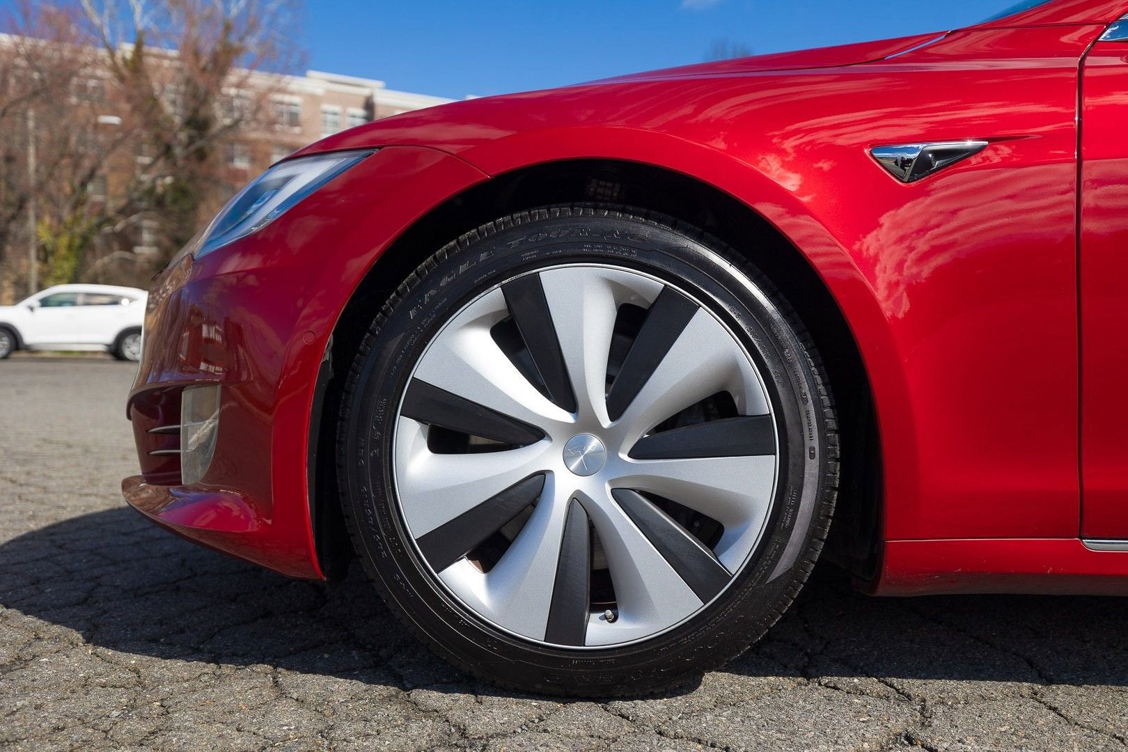 2020 Tesla Model S Long Range