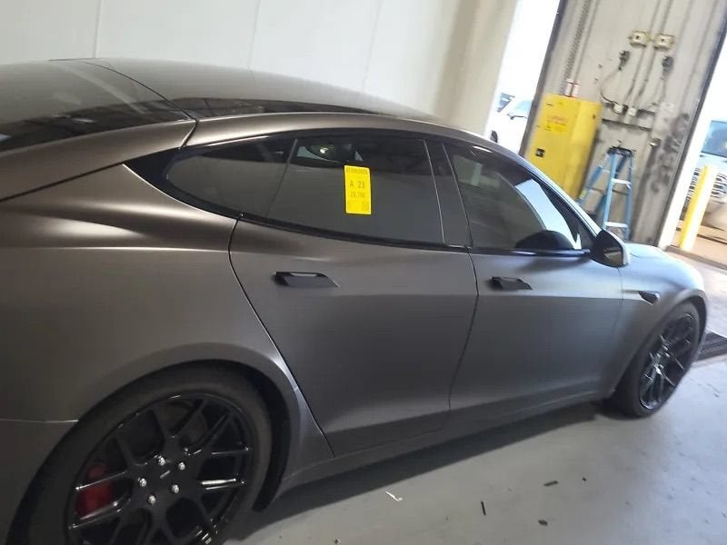 2022 Tesla Model S Plaid