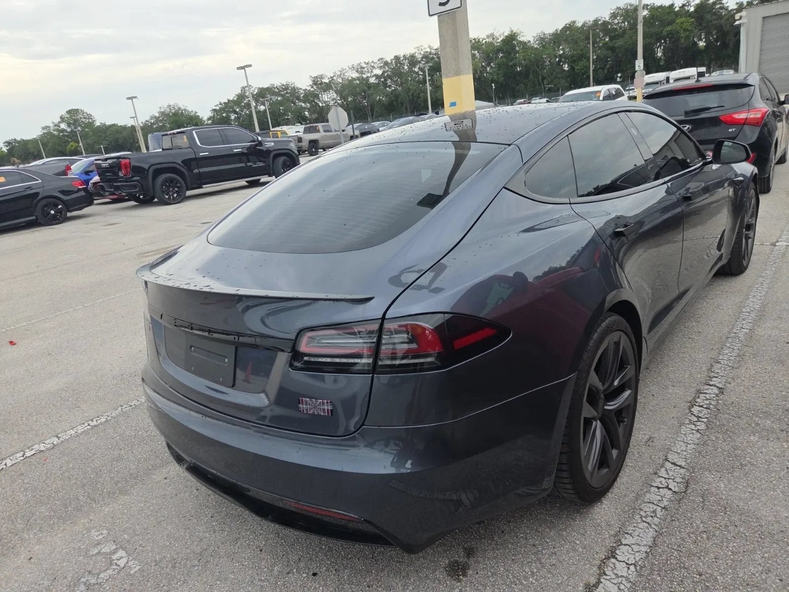 2022 Tesla Model S Plaid
